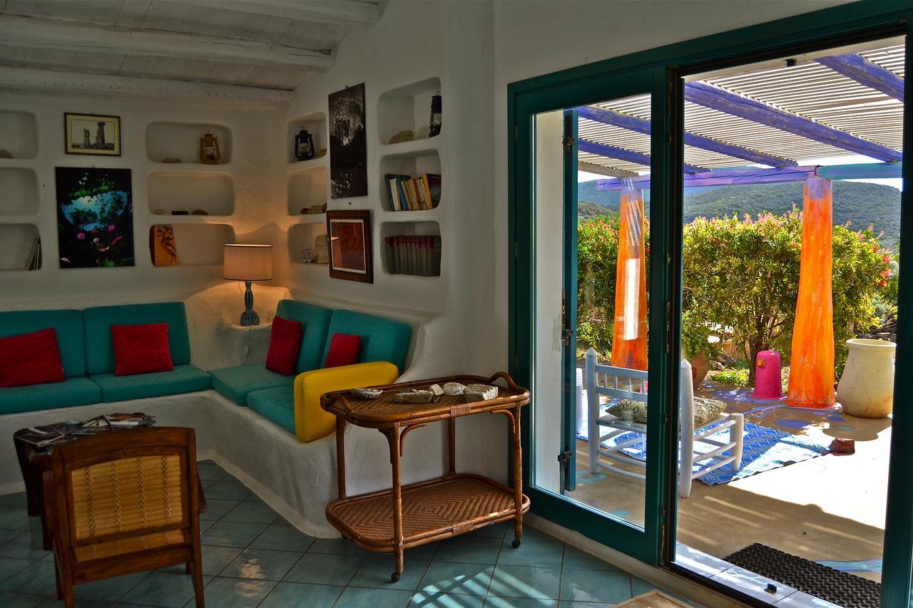 Bed and Breakfast Poecylia à Carloforte  Extérieur photo
